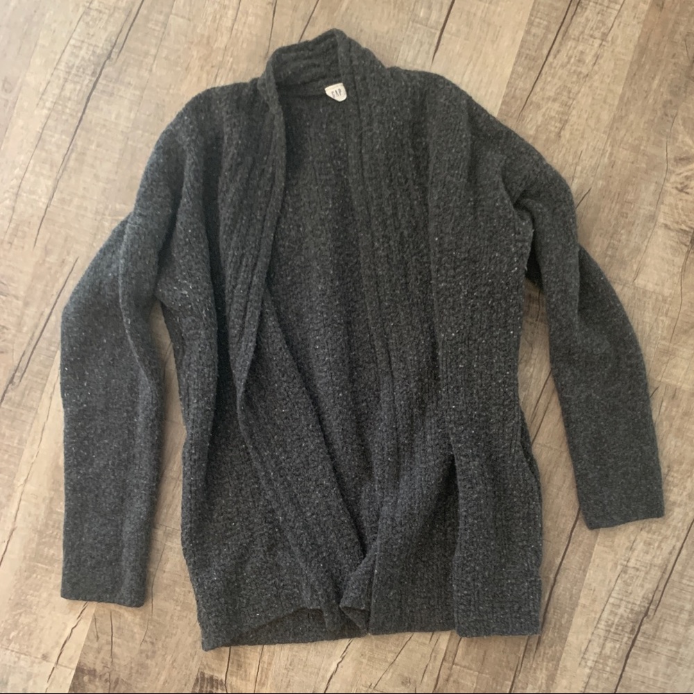 Grey cardigan